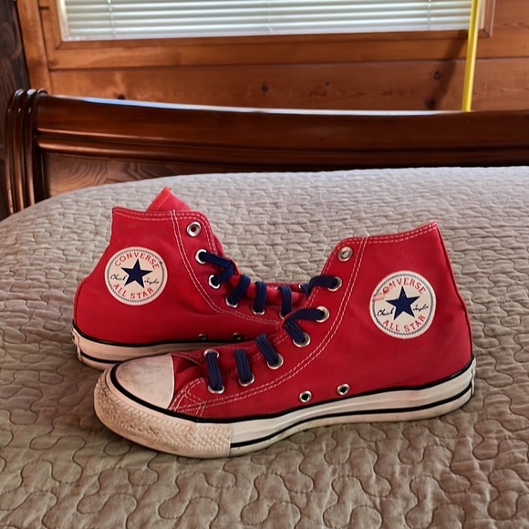 Large Jessica Simpson shoulder - tan with brown details - Picture 2 of 12